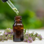 Huiles essentielles : bienfaits pour le corps et l’esprit